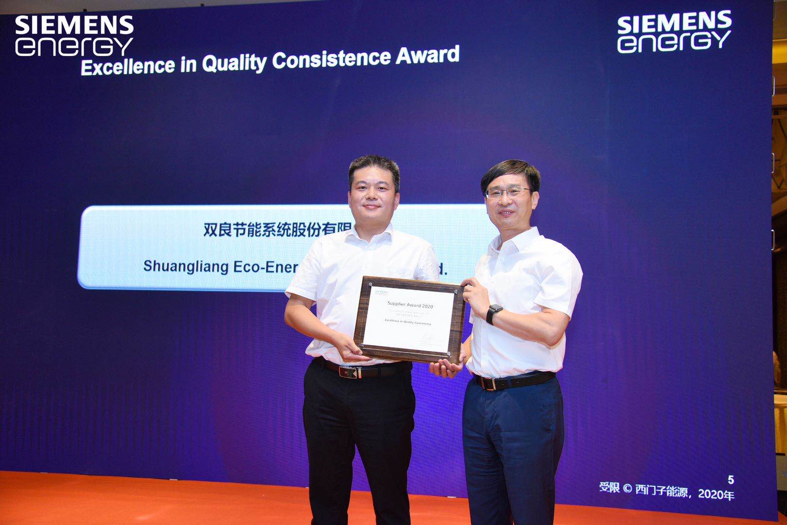 1610949668946268.jpg 707e081474156b58bc8ca122fb2053a.jpg