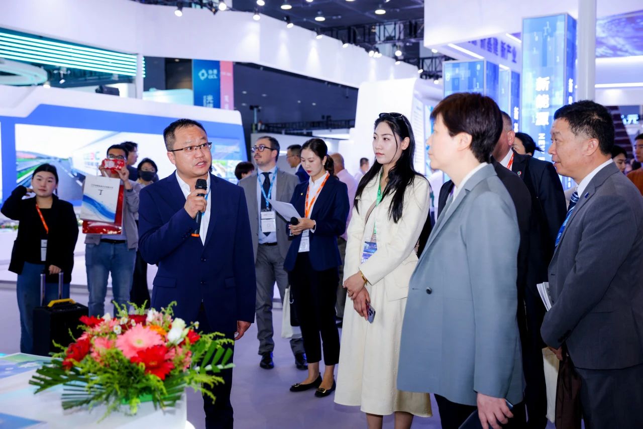 1699492562105436.jpg 1699492562105436.jpg