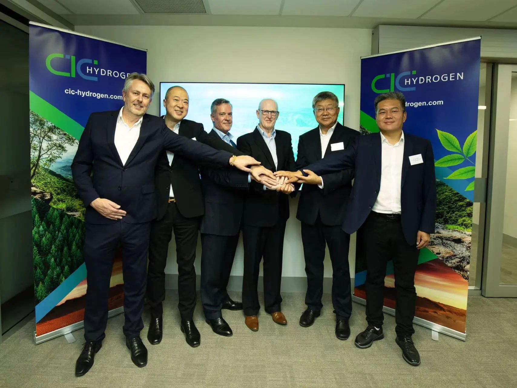 1720592030874620.jpg 1720592030874620.jpg